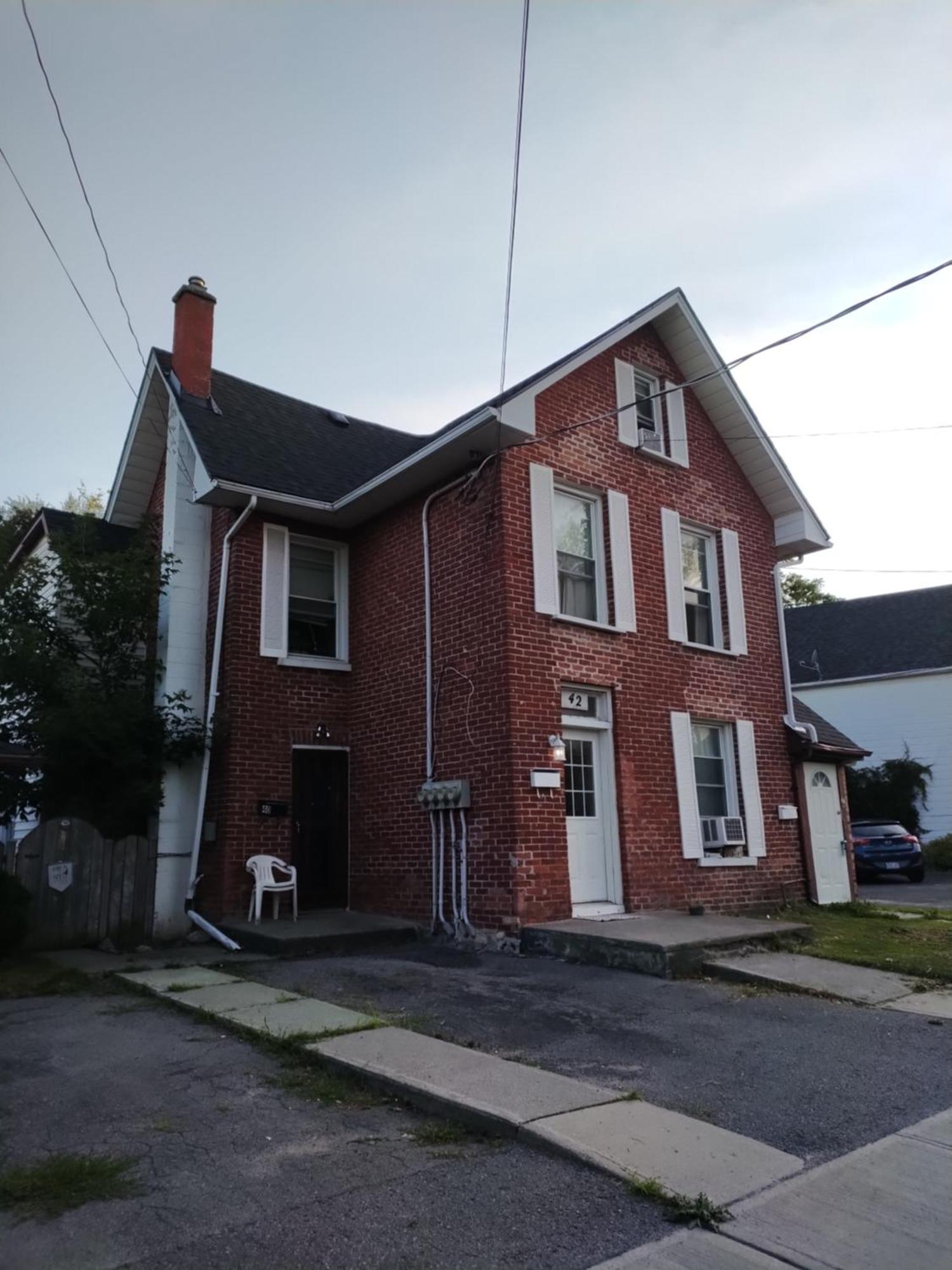 Cozy Downtown Two Bedrooms Free Parking Kingston Kültér fotó